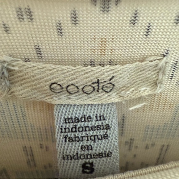 Sleeveless Patterned Tunic Top - Picture 2 of 5